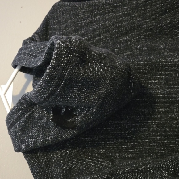 Roots Hoodie - Picture 7 of 7